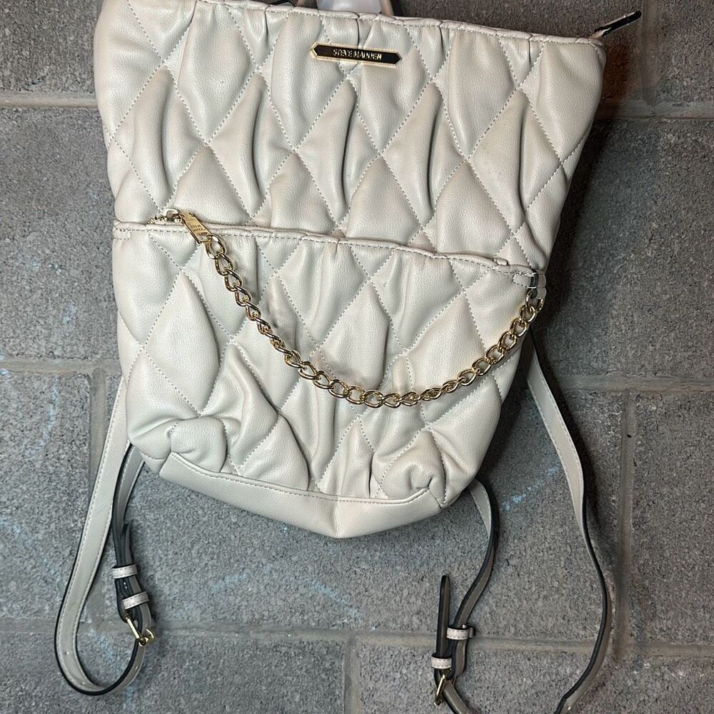 Steve Madden Lucca Quilted Backpack With Swag Chain in White